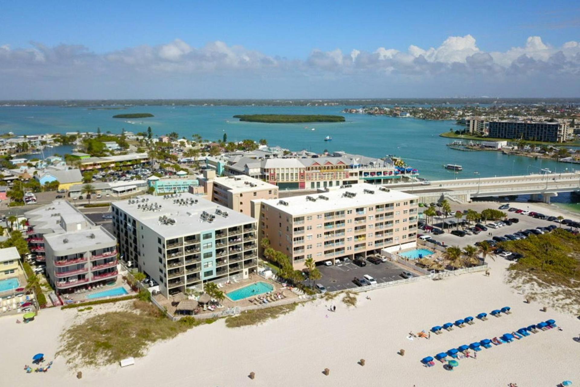 402 - Sandy Shores St. Pete Beach Εξωτερικό φωτογραφία